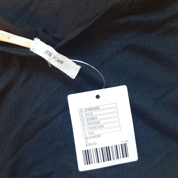 Scooped back black long sleeve shirt - Picture 4 of 4